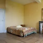 Le Domaine De Langlardie Bed & Breakfast